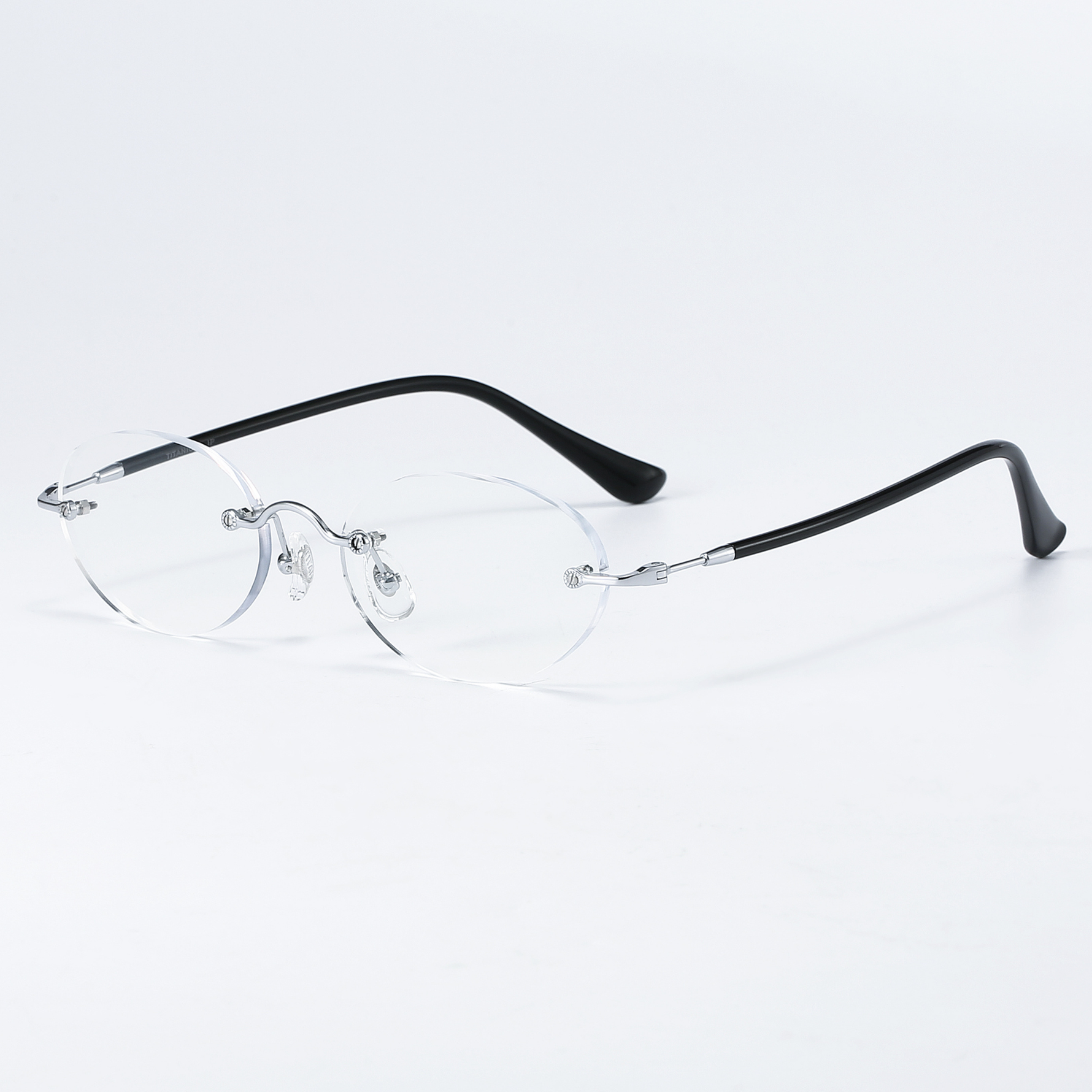 6275 C2 Silver & Black.png