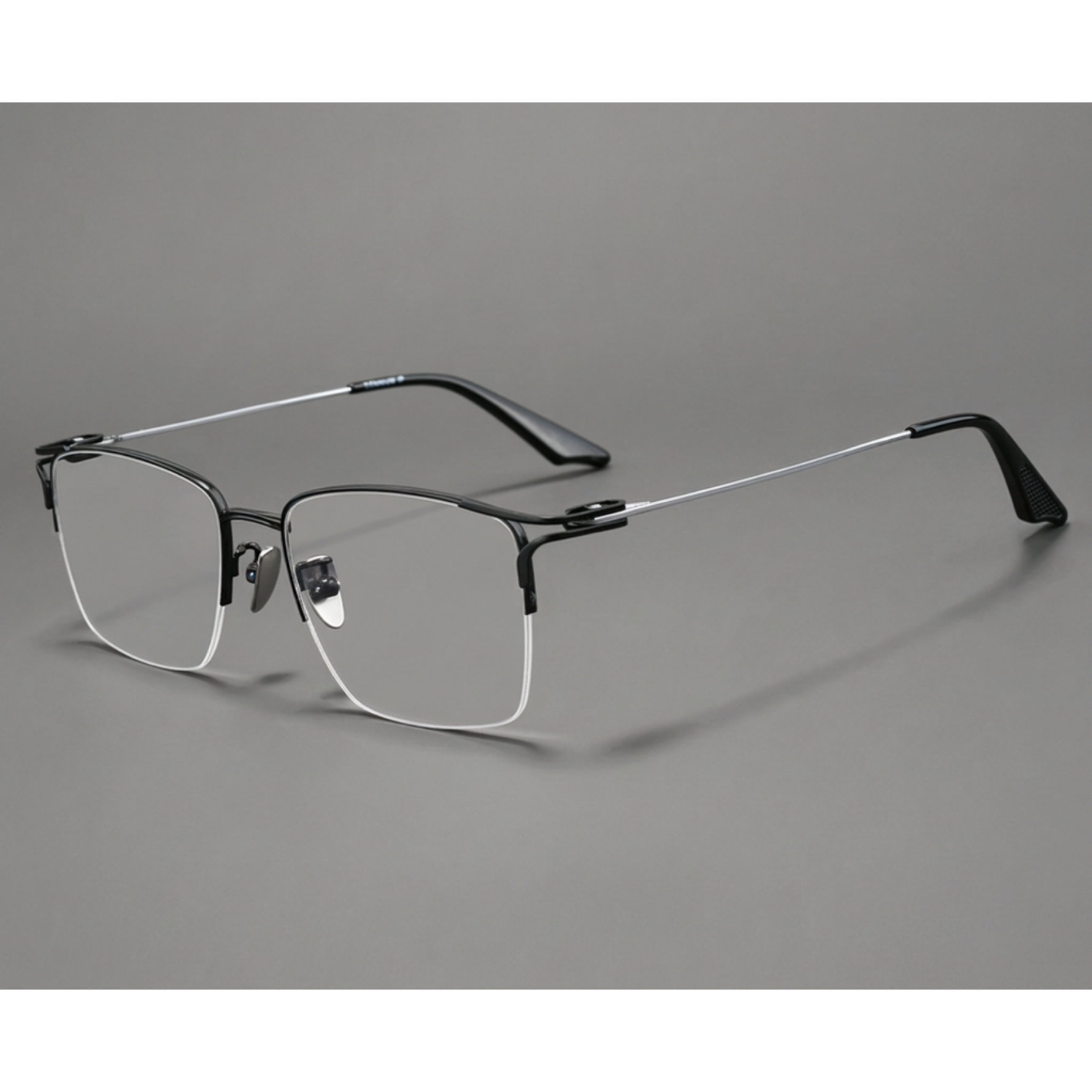 7137 C5 Black & Silver.png